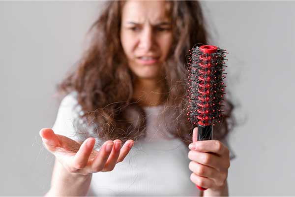 تاثیر گیاه رزماری بر ریزش مو