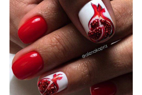 مدل ناخن شب یلدا با طراجی انار برای شب یلدا