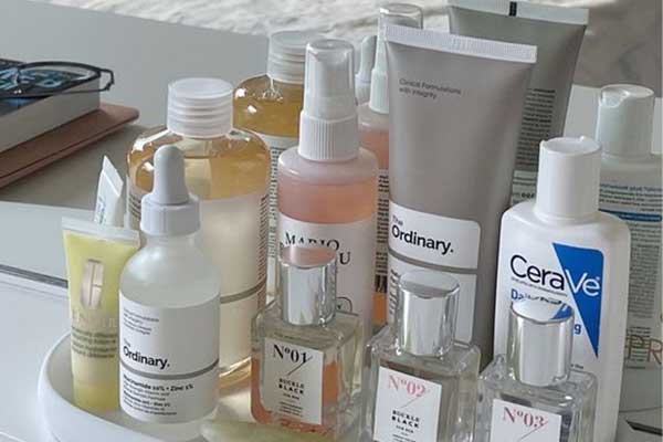 انواع مرطوب کننده روتین پوستی