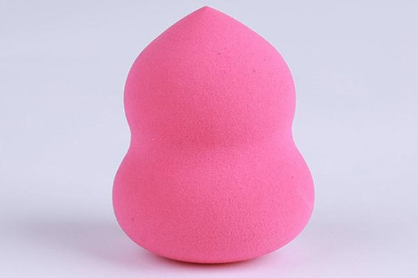 اسفنج گلابی شکل