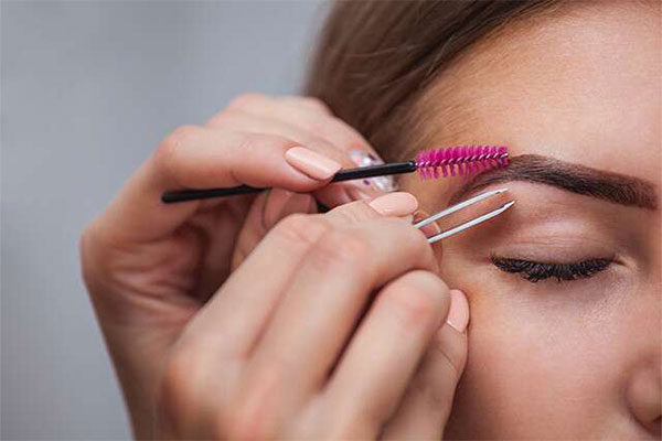 راهکارهای موثر برای تقویت ابروها