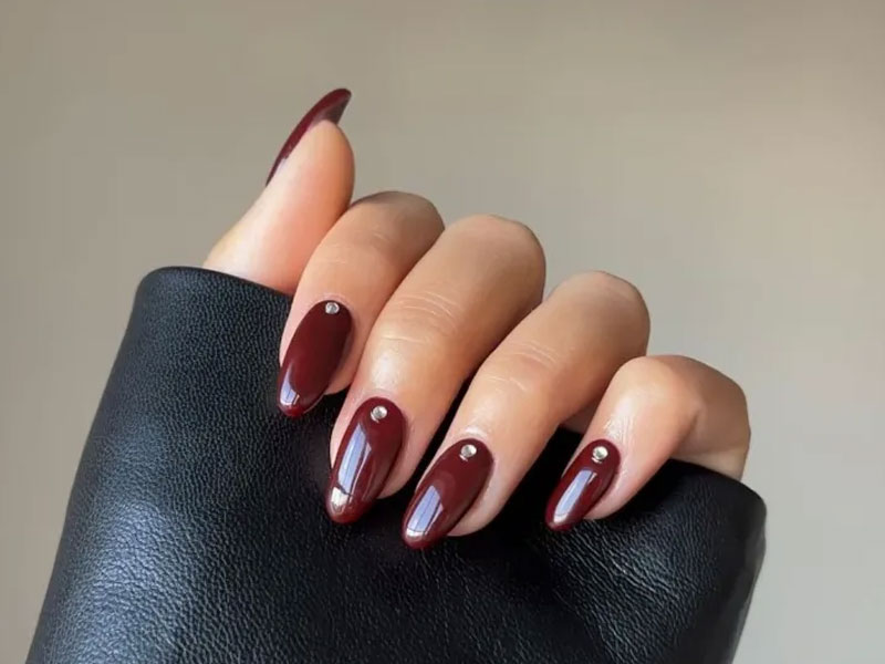 ژلیش ناخن زرشکی